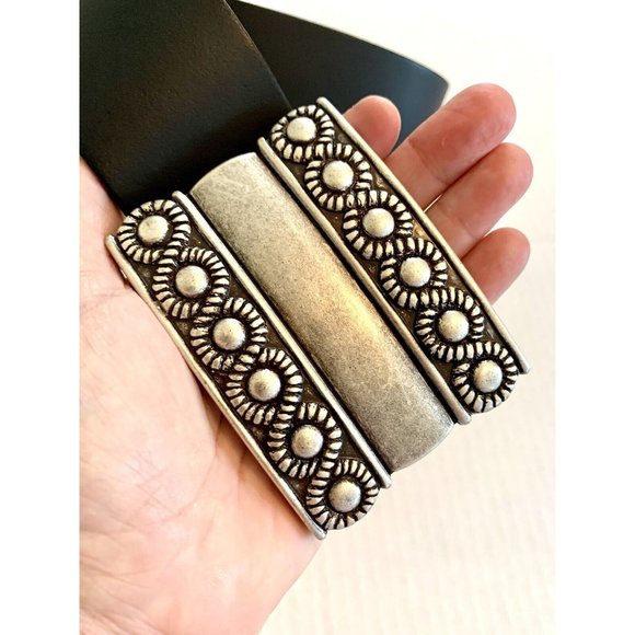 women’s black leather belt with silver embossed buckle made in Spain. - Picture 10 of 10